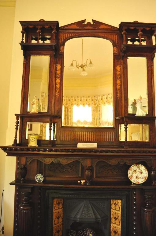 Ormiston House Bed & Breakfast Strahan Oda fotoğraf